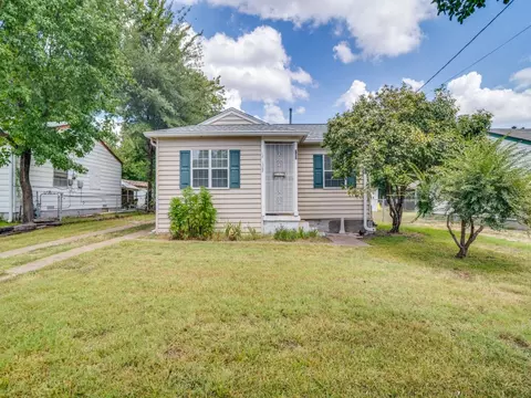 737 Pecan Dr, Mesquite, TX 75149