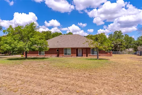 323 Fairway Dr, Willow Park, TX 76087