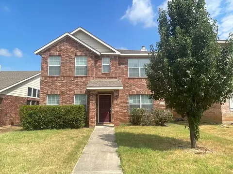 8929 Tucker St, Cross Roads, TX 76227
