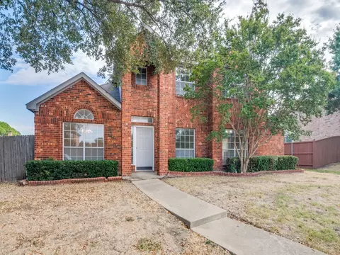 2613 Kings Gate Dr, Carrollton, TX 75006