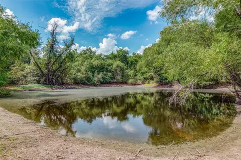 2332 County Road 1076, Celeste, TX 75423 photo 3