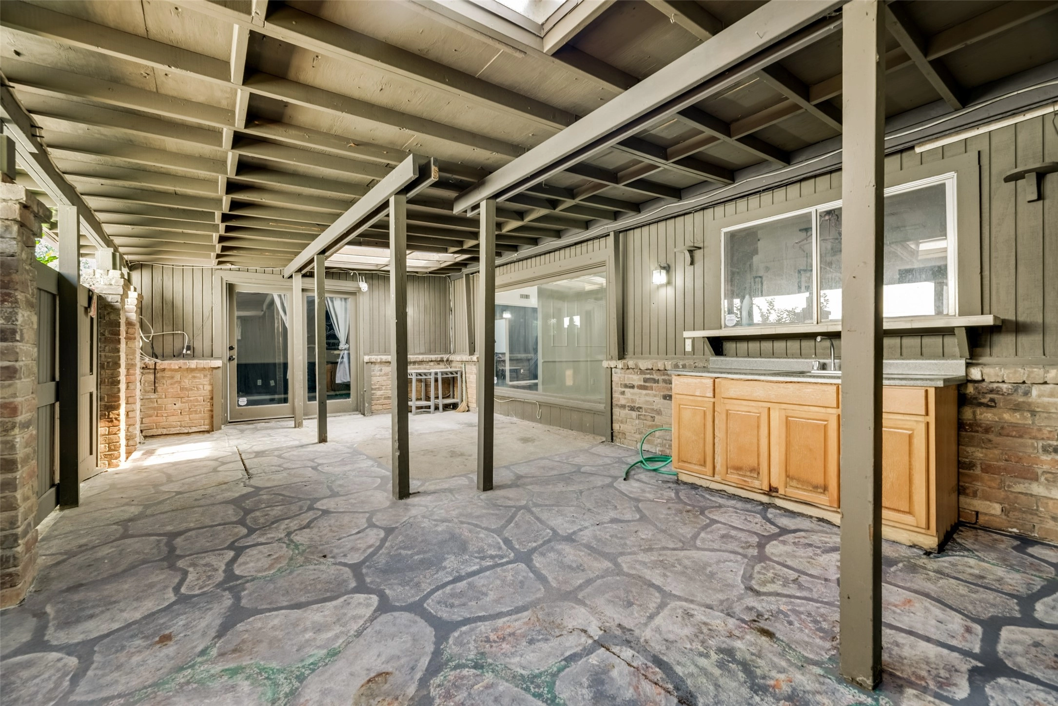 5617 Boca Raton Blvd  