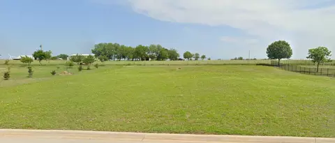 110 Northside Dr, Muenster, TX 76252