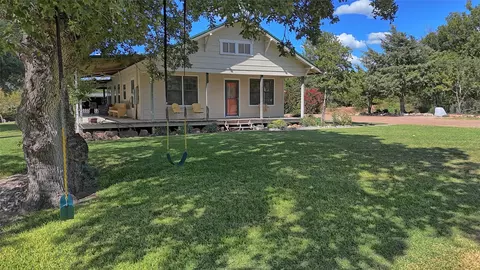 116 Salt St, Montague, TX 76251