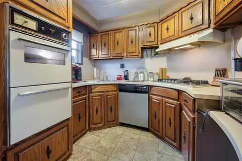 305 Kingsway, Tool, TX 75143 photo 6