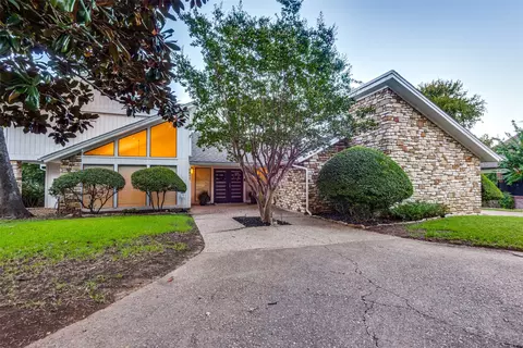 2411 Autumn Oaks Trl, Arlington, TX 76006