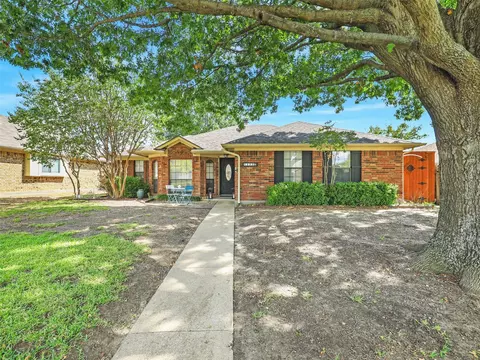 1322 Flameleaf Dr, Allen, TX 75002