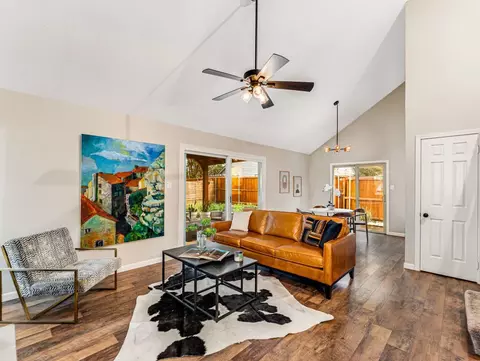 2952 Harbinger Ln, Dallas, TX 75287