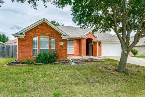 809 Santa Cruz Dr, Keller, TX 76248