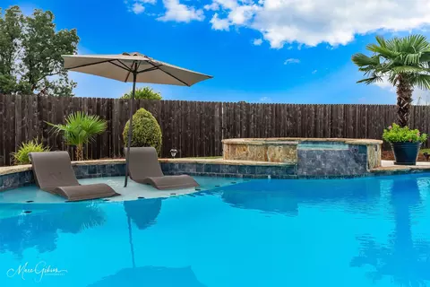 421 Kingston Plantation Blvd, Benton, LA 71006
