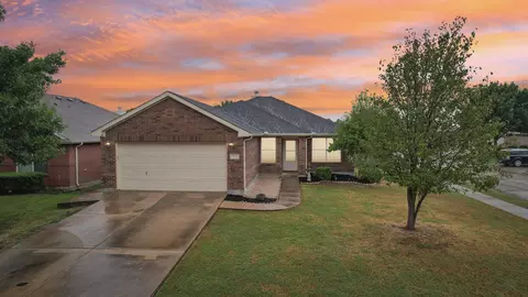 614 Cove Ct, Princeton, TX 75407