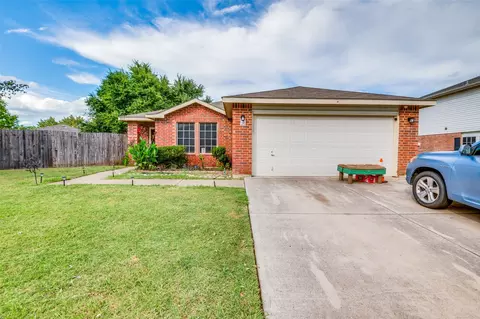 1023 Bannack Dr, Arlington, TX 76001