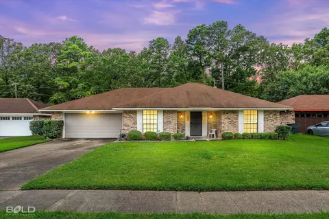 7600 Kempton Park Dr, Shreveport, LA 71129