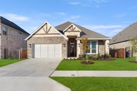 9941 Villa Verde Dr, Fort Worth, TX 76179