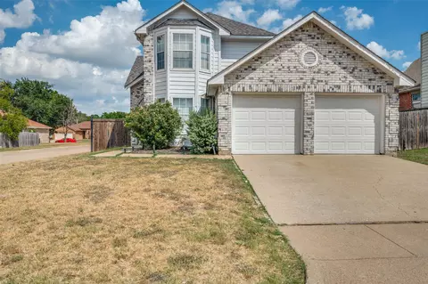 8401 Tallahassee Ln, Fort Worth, TX 76123