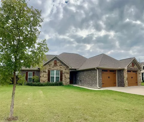 1730 Round Rock Cir, Sulphur Springs, TX 75482