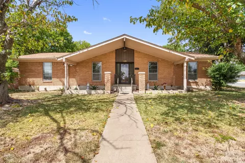 659 E Center St, Duncanville, TX 75116