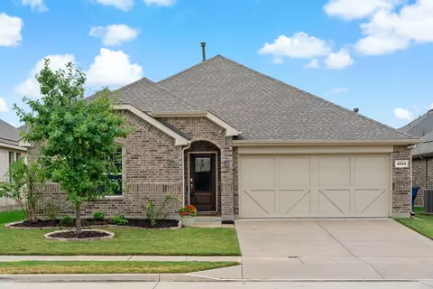4533 Conrad Ave, Aubrey, TX 76227