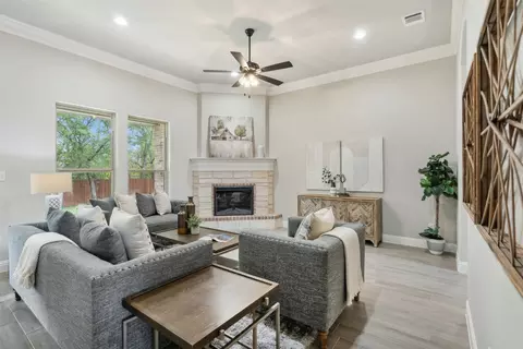 732 Jameson, Springtown, TX 76082 photo 9