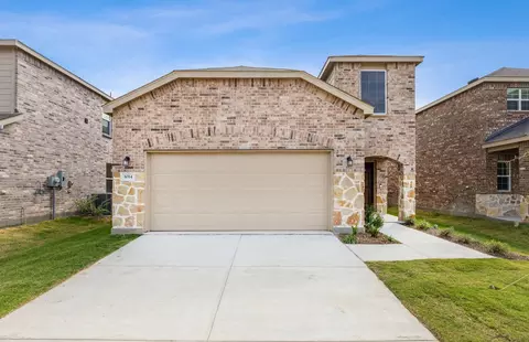 1014 Clear Dusk Ln, Forney, TX 75126