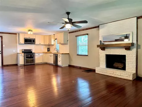 601 Hilltop Dr, Tool, TX 75143 photo 4