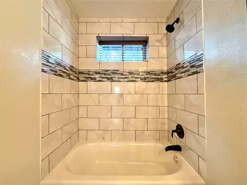 601 Hilltop Dr, Tool, TX 75143 photo 11