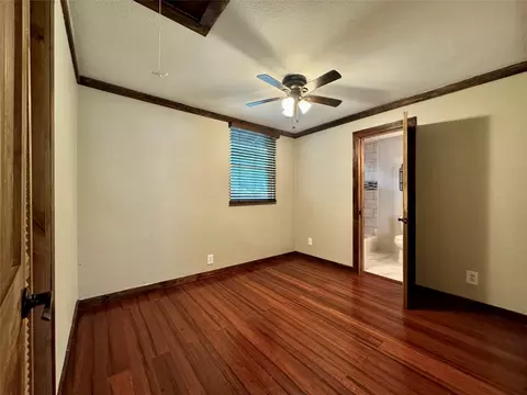 601 Hilltop Dr, Tool, TX 75143 photo 8