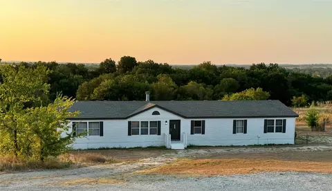 282 Coyote Trl, Rhome, TX 76078