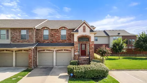 3660 Swiss Ln, Irving, TX 75038