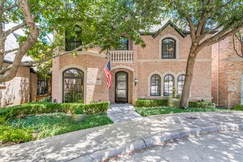 12210 Park Bend Dr, Dallas, TX 75230