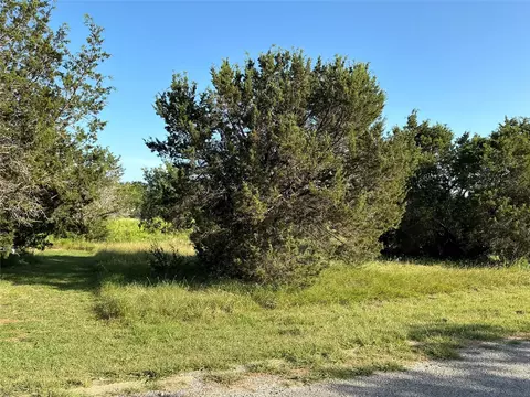 39300 Cedar Trl, Whitney, TX 76692