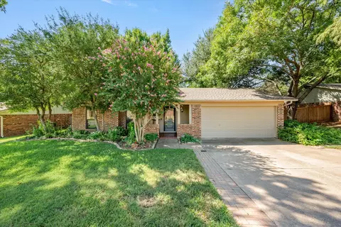 7708 John Autry Rd, North Richland Hills, TX 76182