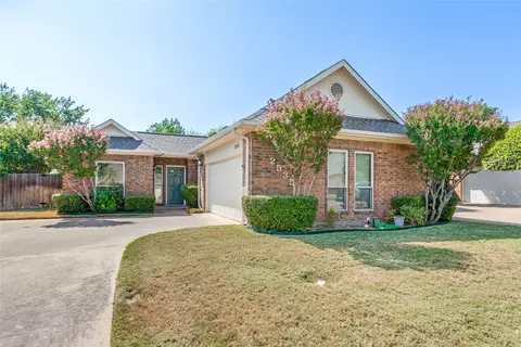 2535 Millcroft Ln, Carrollton, TX 75006