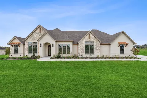 1005 Deer Island Ct, Azle, TX 76020