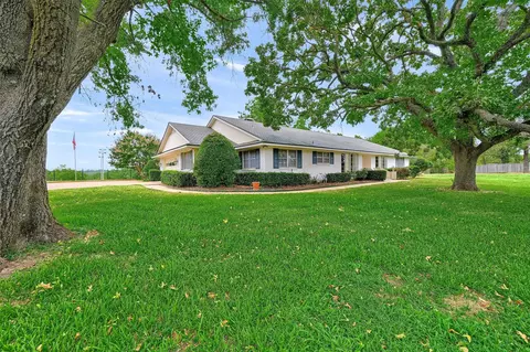 1201 S Lang Ave, Denison, TX 75020