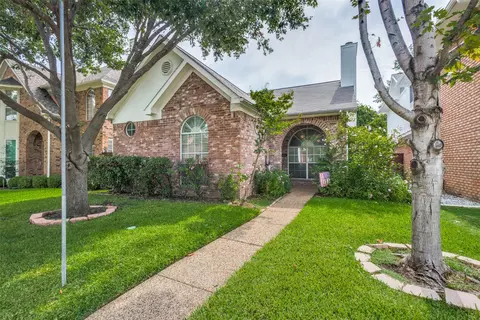 520 Lake Forest Dr, Coppell, TX 75019