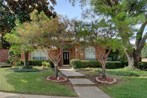 8413 Stoneview Dr, Frisco, TX 75034