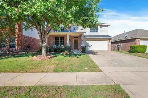 Exterior - 4128 Capstone Dr, Fort Worth, TX 76244 photo 2 of 8