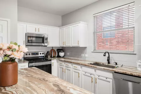Kitchen - 4128 Capstone Dr, Fort Worth, TX 76244 photo 2 of 3