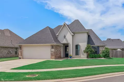 607 Stowe Cir, Benton, LA 71006