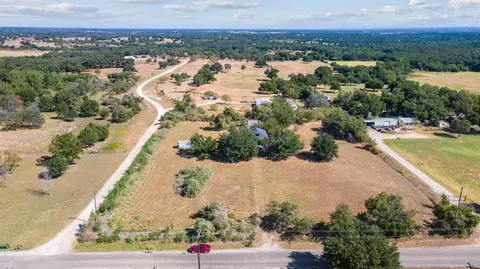 3232 Gilliland Rd, Springtown, TX 76082