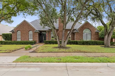 5836 Wavertree Ln, Plano, TX 75093