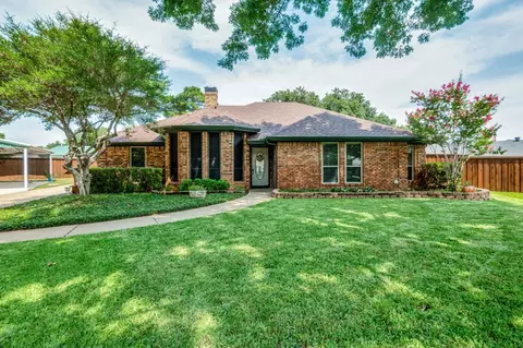 1413 Sandpiper St, Grapevine, TX 76051