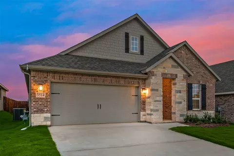 3514 Austin St, Gainesville, TX 76240