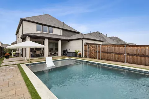 10060 Sharps Rd, Frisco, TX 75035