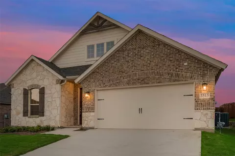 3515 Austin St, Gainesville, TX 76240