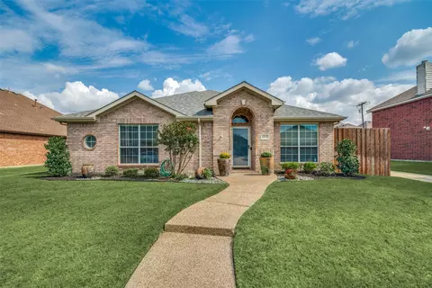 6332 Rolling Hill Rd, The Colony, TX 75056