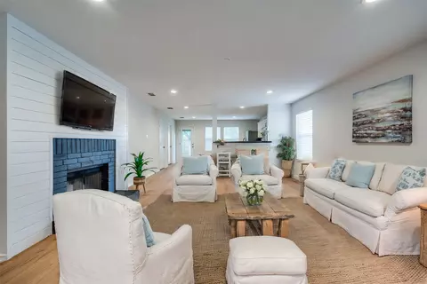 2724 Cedar Crest Dr, Little Elm, TX 75068