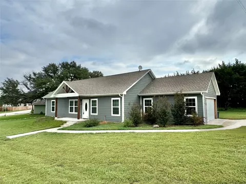 4909 Terlingua Ct, Granbury, TX 76048