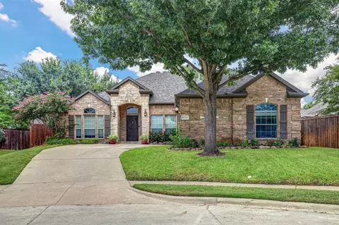 11717 Crystal Falls Dr, Fort Worth, TX 76244